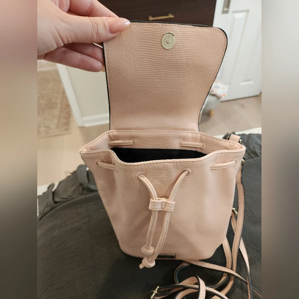 VS Light Pink Mini Backpack - Picture 3 of 4